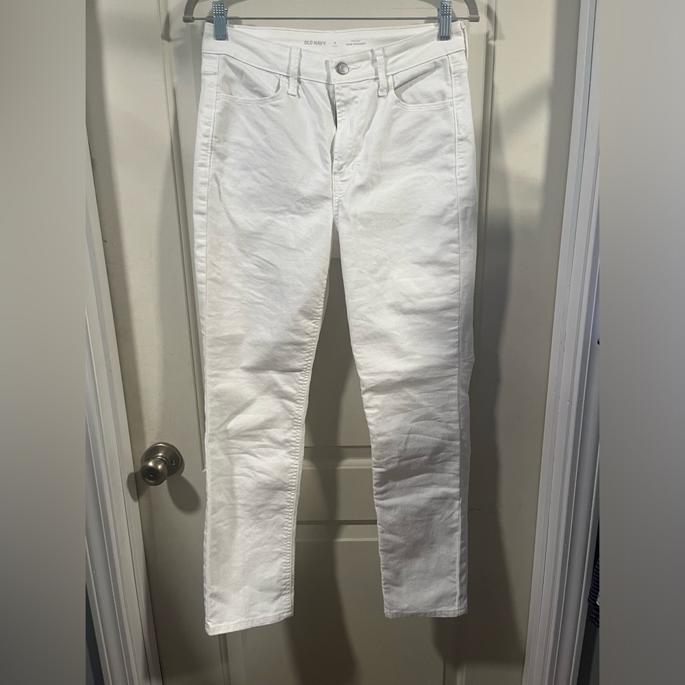 EUC Old Navy High Rise Wow Straight size 8 short